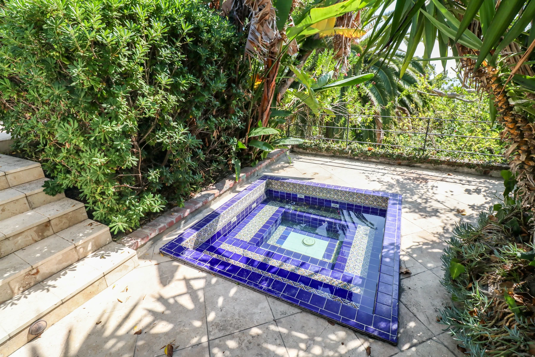 Spanish Villa jacuzzi